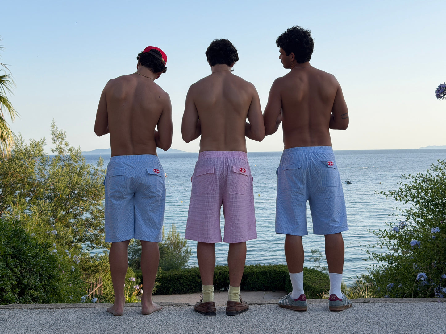 Blue pink nique short